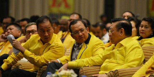 Korupsi e-KTP seret Golkar, Priyo & Akbar akan menghadap Habibie