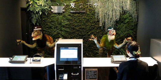 Canggihnya hotel robot di Jepang, dinosaurus jadi resepsionis