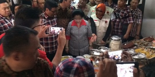 Di depan relawan, Megawati beberkan Ahok ingin dipanggil Basuki