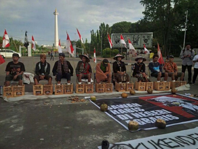 demo tolak pabrik semen rembang