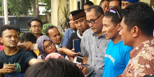 Sambangi Polsek Tanah Abang, Sandiaga puji gerak cepat kepolisian