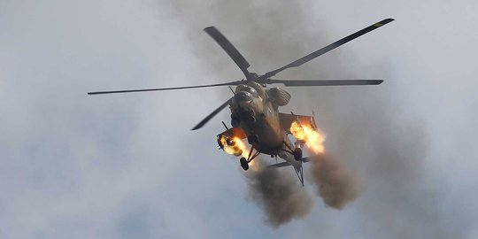 Aksi helikopter tempur MI-35M terus menggempur ISIS di Mosul