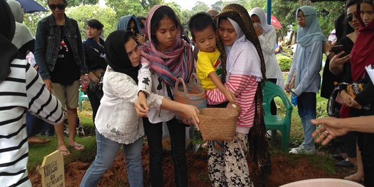 Beribu maaf dan sayang dari sang istri buat Indrawan