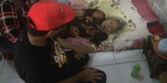 Blusukan di Klender, Djarot janji obati nenek penderita osteoporosis