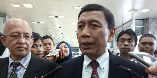 Wiranto pimpin rapat dengan sejumlah menteri di Kemenko Polhukam