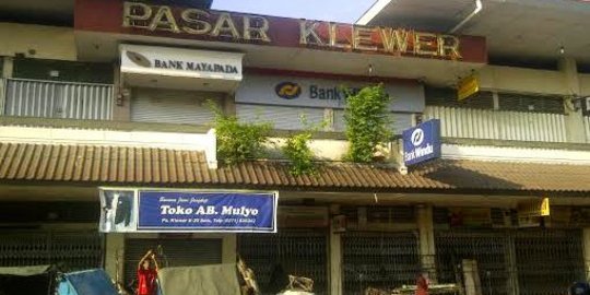 Takut lantai rusak, penggunaan troli di Pasar Klewer dibatasi