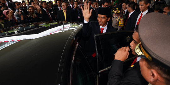 Jokowi tolak mobil baru, Seskab sebut 'presiden penuh kesederhanaan'