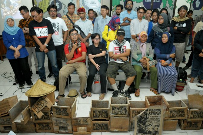 petani kendeng meninggal dunia usai aksi cor kaki