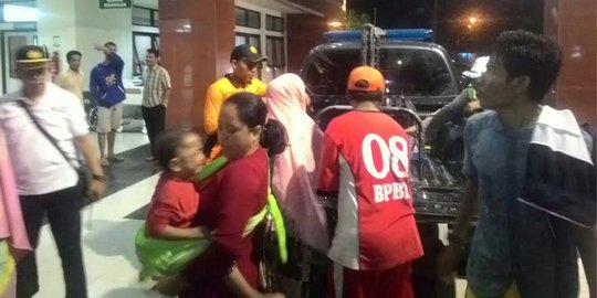 Bocor, mesin Kapal Mutiara Biru mati di tengah laut, penumpang panik
