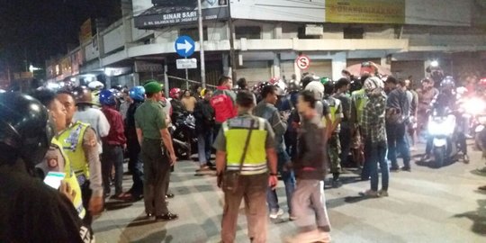 4 Angkot di Bogor rusak saat bentrok dengan ojek online