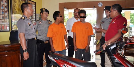Pura-pura servis, dua maling di Banjarnegara gasak motor di bengkel