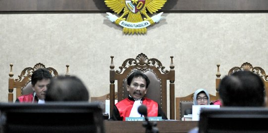 Di sidang, Taufik Effendi ngaku tak tahu komposisi fraksi soal e-KTP