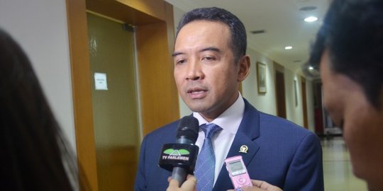 Ditanya terima duit e-KTP, suara Teguh Juwarno meninggi depan hakim