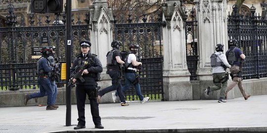 Polisi Inggris tangkap tujuh orang diduga terkait teror London