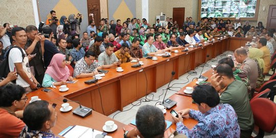 Sopir angkot Bogor dan ojek online teken 11 kesepakatan damai