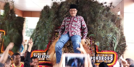 Tak pasang spanduk saat kampanye, Djarot nilai cuma buat kotor