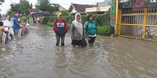 Banjir di Mojokerto meluas rendam 8 desa, ratusan warga diungsikan