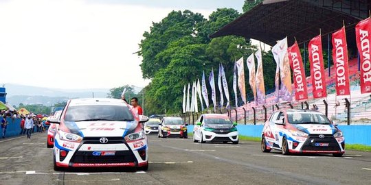 Toyota Team Indonesia sukses besar di Kejurnas Slalom dan Touring