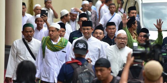 Pesan pengasuh Ponpes Attauhidiyah Tegal untuk Anies Baswedan