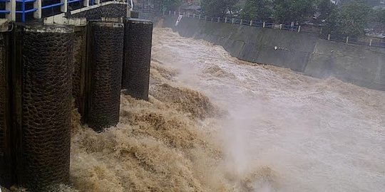 Bangun bendungan, Indonesia berharap bantuan China