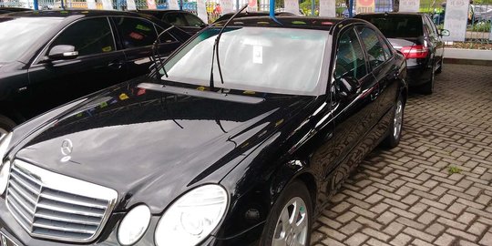  Mobil  mewah  bekas  dipakai rombongan Raja Salman dijual 