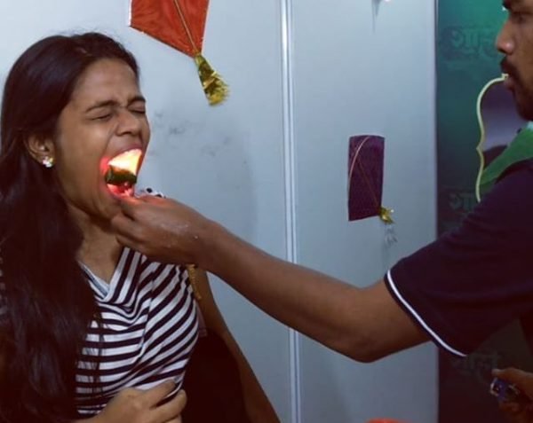 paan bakar di kedai pradhuman shukla