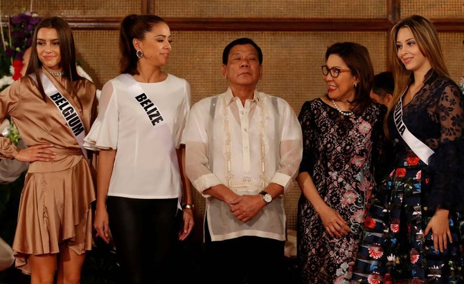 kontestan miss universe 2017 beretemu duterte