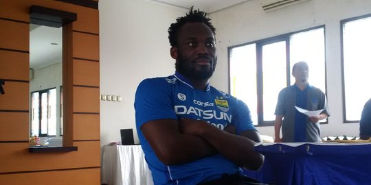 Skuat Persib & Essien bakal diperkenalkan besok di Stadion Siliwangi