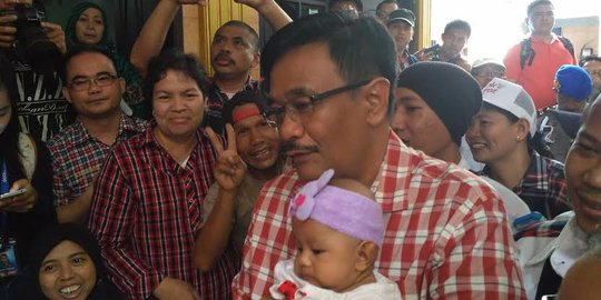 Blusukan ke Pasar Kemiri, Djarot dikawal ketat polisi