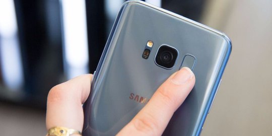 Fingerprint sensor Samsung Galaxy S8 ada di belakang, kurang mewah?