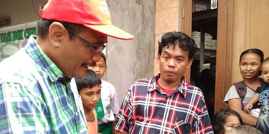 Djarot kampanye di Sentra Primer, warga minta kursi roda bagi Lansia