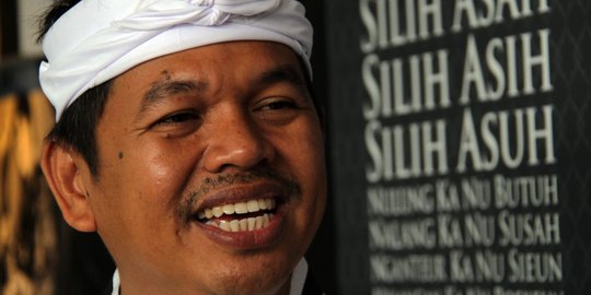 Warga Karawang ini minta bantuan Bupati Dedi pulangkan ...