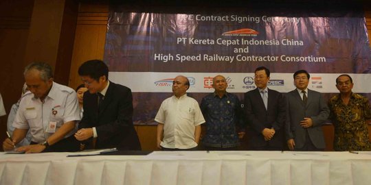 Kontrak proyek pembangunan kereta cepat resmi ditandatangani