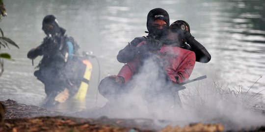 Sangarnya aksi pasukan anti-teror TNI bergerilya di pedalaman Aceh