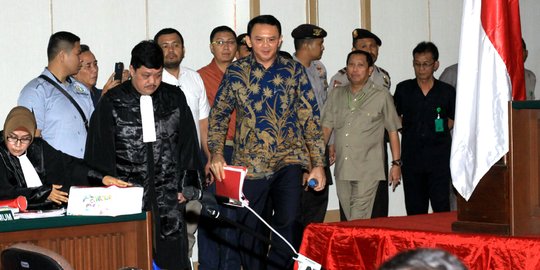 Ahok sebut tetangga kabur ke Singapura karena kasus penistaan agama