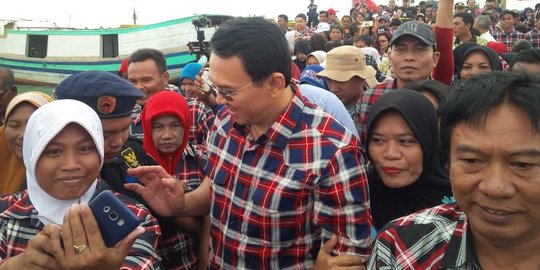 Cerita Ahok kerja sosial 13 tahun keluar masuk kampung