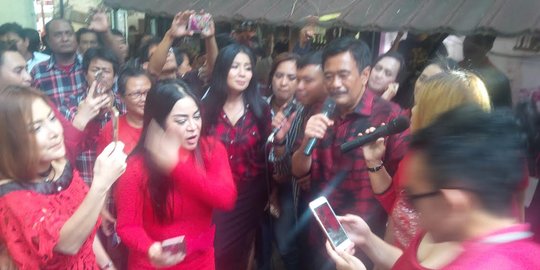 Didukung artis dangdut, Djarot sebut dangdut diterima semua kalangan