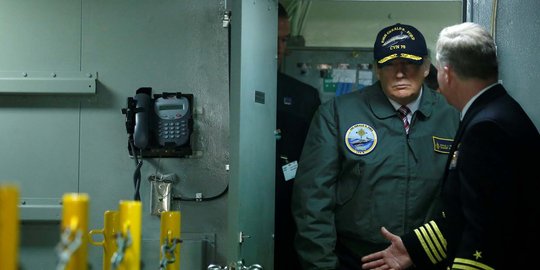 Pidato lengkap Trump perintahkan serangan rudal pertama ke Suriah