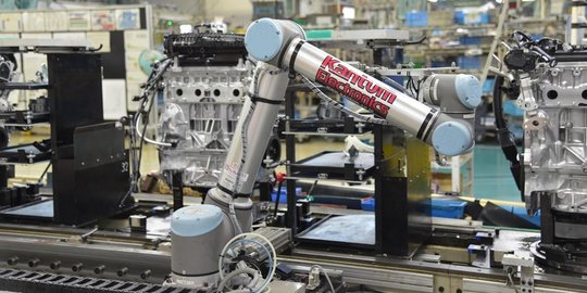 Gandeng Universal Robots, Kini produksi mobil Nissan gunakan robot