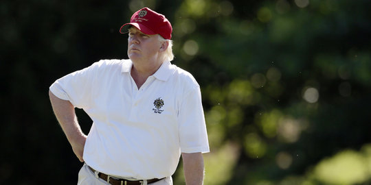 Plintat plintut Donald Trump hadapi perang Suriah