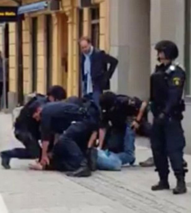 pelaku teror stockholm ditangkap