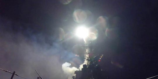 59 rudal ke pangkalan militer suriah rev1