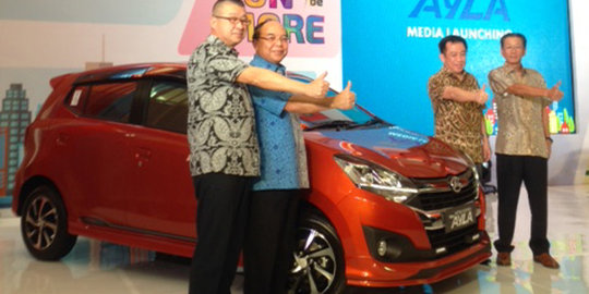 New Daihatsu  Ayla  1 200  cc  mobil  untuk anak kuliahan 