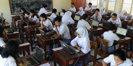Dapat bantuan laptop dari wali murid, UNBK di Prabumulih 100 persen