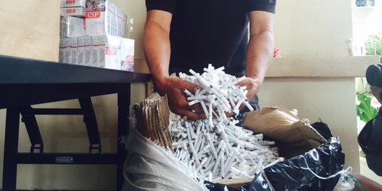 Pengiriman 4 juta batang rokok ilegal ke Sulawesi digagalkan petugas
