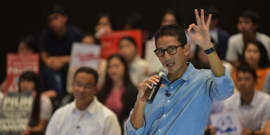 Sandiaga Uno 'bombardir' Ahok-Djarot dari Cipinang