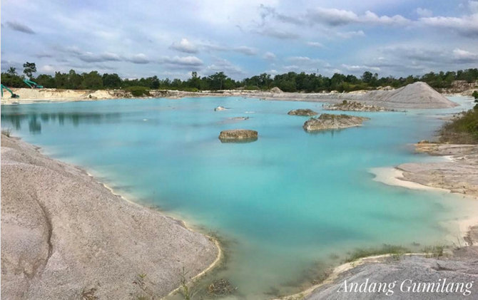 danau kaolin belitung