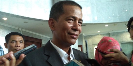 Cerita Saldi Isra soal doktrin Mahfud MD dan jas bekas saat dilantik