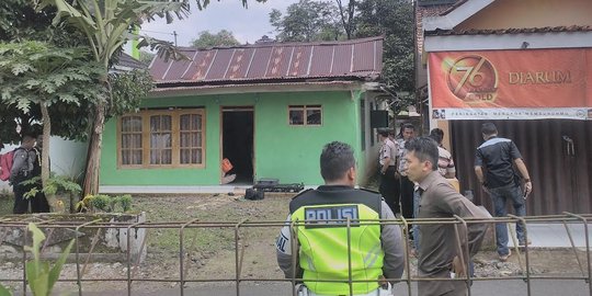 Polisi temukan kain berlambang ISIS di rumah peneror Polres Banyumas