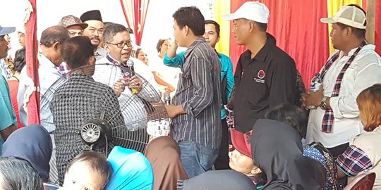 PDIP sebut ada pihak tak senang warga enak, tuding Ahok menggusur